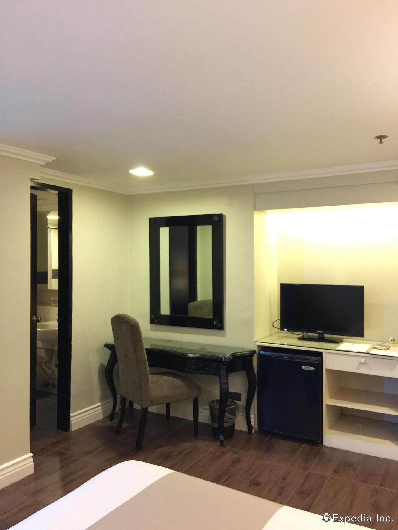 Hotel Metrocentre Tagbilaran City